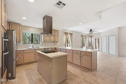1341 E Rams Hill Drive, Oro Valley, AZ 85737 - Photo 8