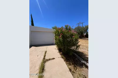 6534 E Broadway, Tucson, AZ 85710 - Photo 12