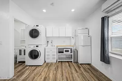 825 E Helen Street, Tucson, AZ 85719 - Photo 36