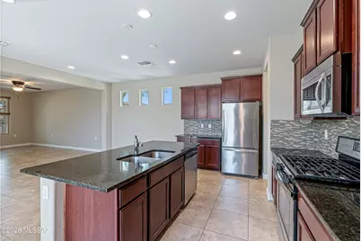 14020 E Cariole Street, Vail, AZ 85641 - Photo 18