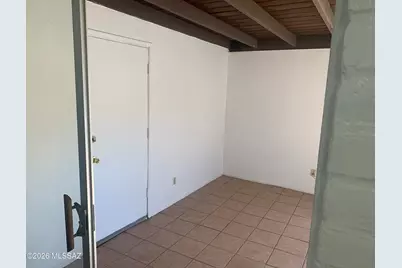 3241 E Monte Vista Drive, Tucson, AZ 85716 - Photo 6