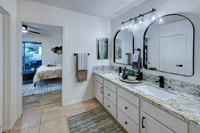 760 S Placita Amena, Green Valley, AZ 85614 - Photo 32