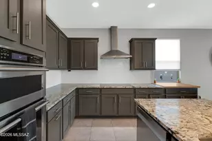 8428 N Lone Ranger Rd, Tucson, AZ 85743 - Photo 10