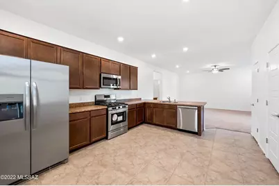 6330 S Crescent Peak Drive, Tucson, AZ 85706 - Photo 14