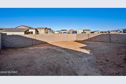 6330 S Crescent Peak Drive, Tucson, AZ 85706 - Photo 4