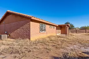 6428 S Buckaroo Loop, Tucson, AZ 85757 - Photo 8