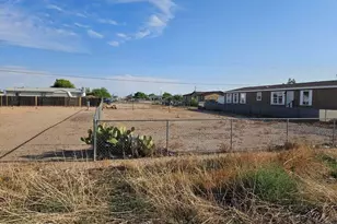 3325 W Solano Dr, Eloy, AZ 85131 - Photo 1