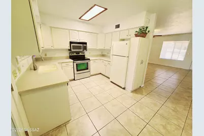 8360 E Avenida De Las Pampas, Tucson, AZ 85710 - Photo 10
