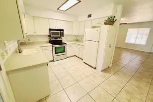 8360 E Avenida De Las Pampas, Tucson, AZ 85710 - Photo 10