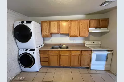 425 E Delano Street, Tucson, AZ 85705 - Photo 2