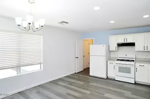 7740 W Oak Stream Rd, Tucson, AZ 85743 - Photo 12
