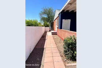 2220 E Grant Road #B, Tucson, AZ 85719 - Photo 10