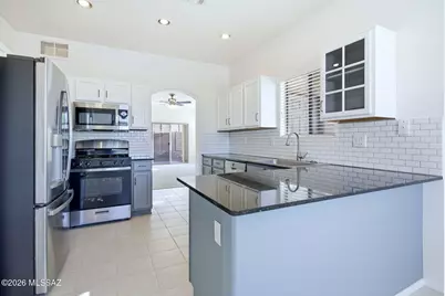 5564 W Painted Cliff Drive, Marana, AZ 85658 - Photo 20