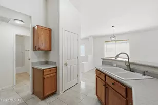 4101 E Stony Meadow Dr, Tucson, AZ 85756 - Photo 14