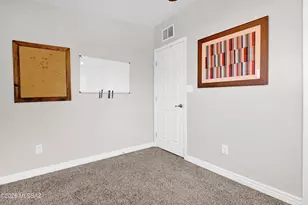 4038 E 17th St, Tucson, AZ 85711 - Photo 16