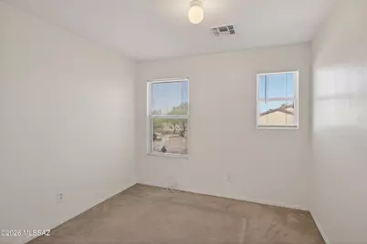 7037 S Harrier Loop, Tucson, AZ 85756 - Photo 8