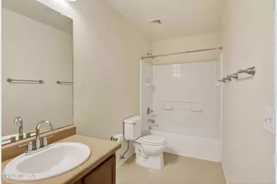 7037 S Harrier Loop, Tucson, AZ 85756 - Photo 10