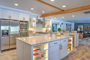 7701 N Camino De Maximillian, Tucson, AZ 85704 - Photo 12