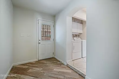 6341 E Scarlett Street, Tucson, AZ 85710 - Photo 18
