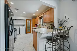 6341 E Scarlett St, Tucson, AZ 85710 - Photo 12