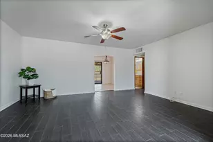 6341 E Scarlett St, Tucson, AZ 85710 - Photo 8