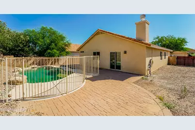 9403 E Marquis Diamond Lane, Tucson, AZ 85747 - Photo 14