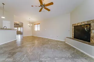 9403 E Marquis Diamond Ln, Tucson, AZ 85747 - Photo 10
