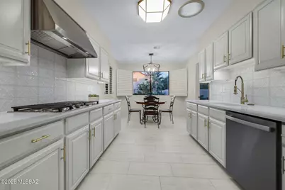 6990 N Paloma Drive, Tucson, AZ 85704 - Photo 6