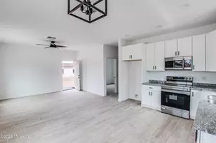2340 W Diamond St, Tucson, AZ 85705 - Photo 12
