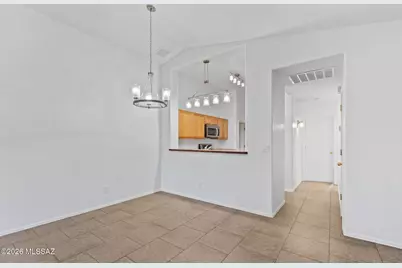3211 W VÃ­a Campana De Oro, Tucson, AZ 85745 - Photo 4
