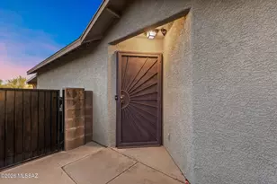 3211 W VÃ­a Campana De Oro, Tucson, AZ 85745 - Photo 12