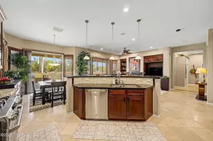 887 W Calle Artistica, Green Valley, AZ 85614 - Photo 20