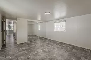 5441 N Royal Palm Dr, Tucson, AZ 85705 - Photo 16