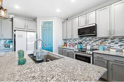 10709 W Whitehall Drive, Marana, AZ 85653 - Photo 14