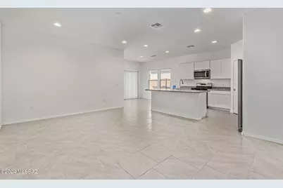 13513 N Nicholas Court, Marana, AZ 85653 - Photo 4