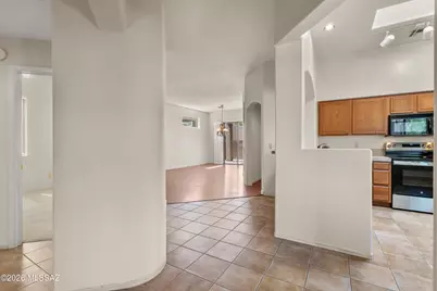 7391 E Placita Sacra, Tucson, AZ 85715 - Photo 2
