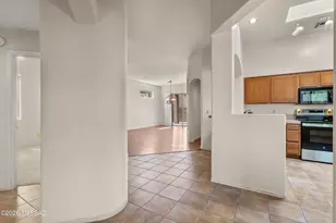 7391 E Placita Sacra, Tucson, AZ 85715 - Photo 2