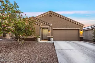 10155 N Smooth Agave Loop, Marana, AZ 85653 - Photo 1