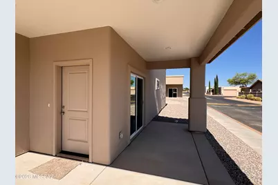 608 S Clubhouse Lane, Sierra Vista, AZ 85635 - Photo 2