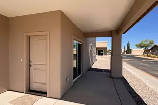 608 S Clubhouse Ln, Sierra Vista, AZ 85635 - Photo 2