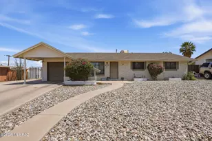 6109 E 33rd St, Tucson, AZ 85711 - Photo 1