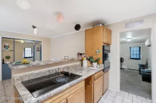 6109 E 33rd St, Tucson, AZ 85711 - Photo 18