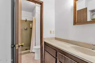 6352 N Barcelona Ln, Tucson, AZ 85704 - Photo 16