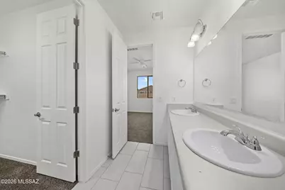 21714 E Holstein Way, Red Rock, AZ 85145 - Photo 20