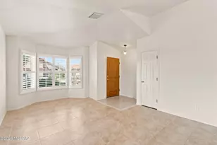 10578 N Camino Rosas Nuevas, Oro Valley, AZ 85737 - Photo 6