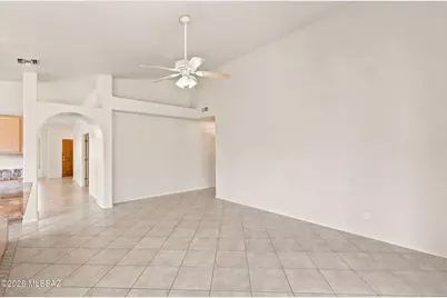10578 N Camino Rosas Nuevas, Oro Valley, AZ 85737 - Photo 14