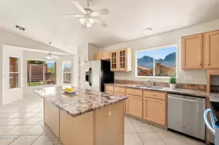 10578 N Camino Rosas Nuevas, Oro Valley, AZ 85737 - Photo 18