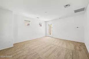 8581 N Continental Links Dr, Tucson, AZ 85743 - Photo 26