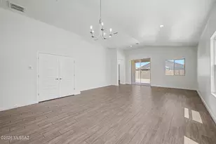 8806 W Weeping Dalea Dr, Marana, AZ 85653 - Photo 4