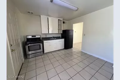 4123 E North Street #C, Tucson, AZ 85712 - Photo 4